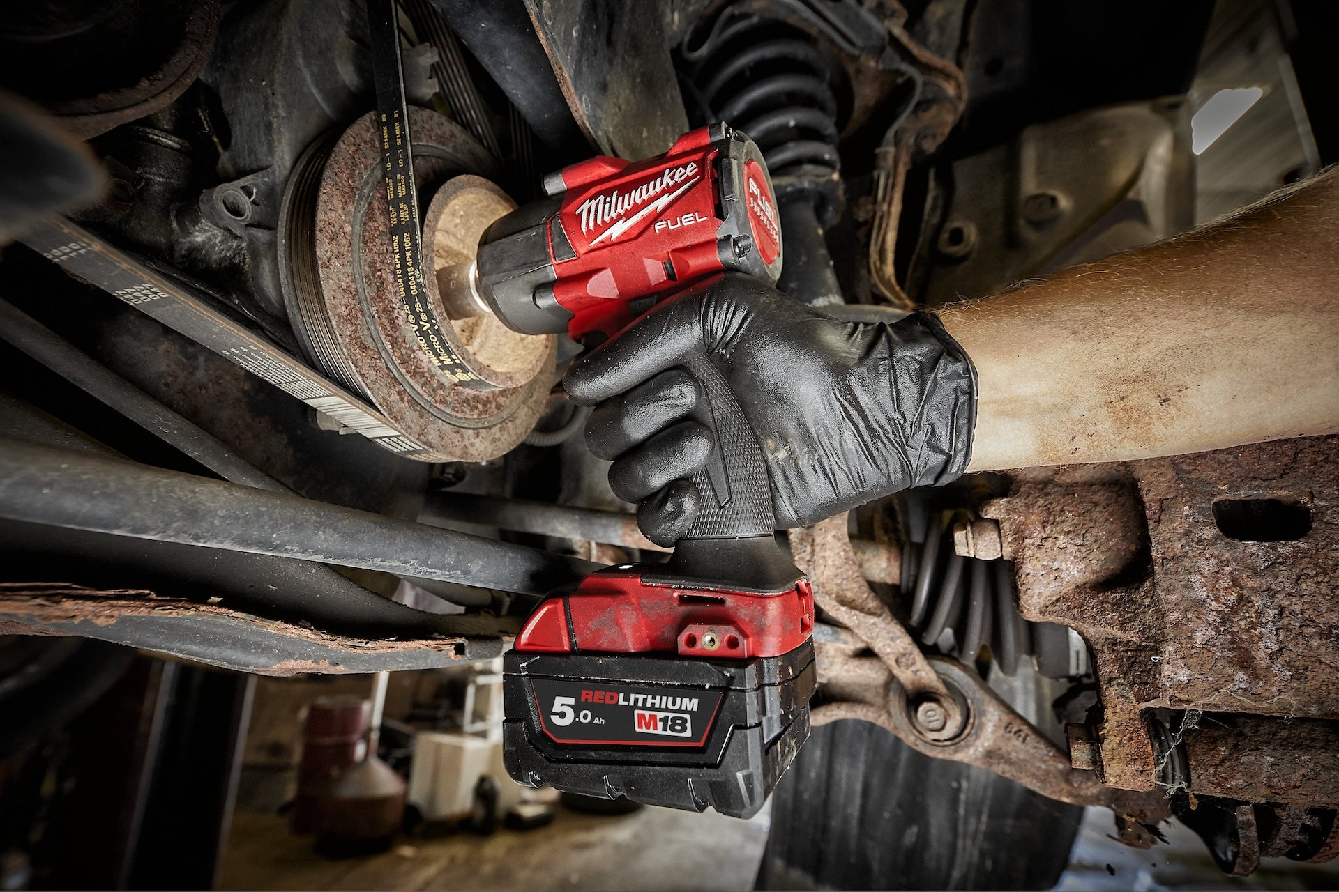 M18 FUEL™ ½″ mid-torque impact wrench with friction ring